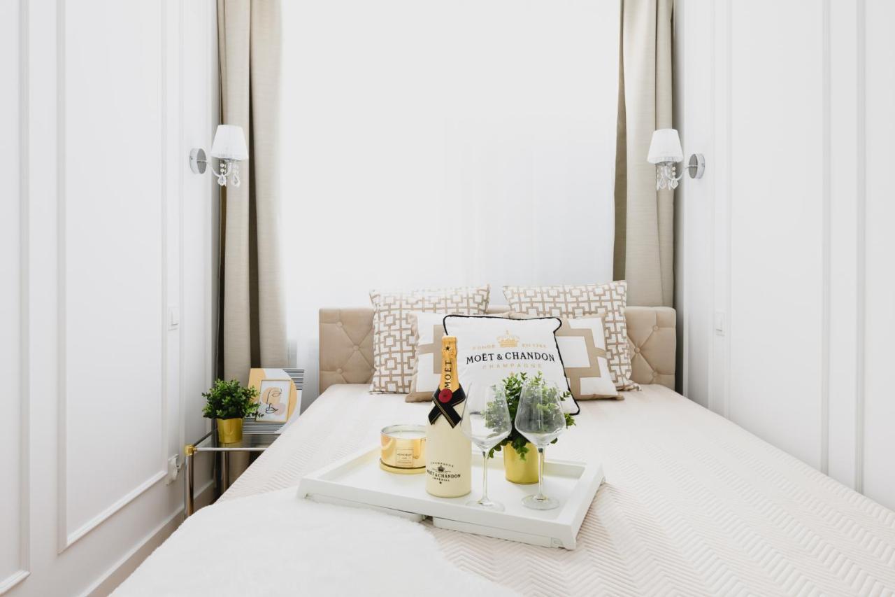 Glam & Modern By Cooee Apartament